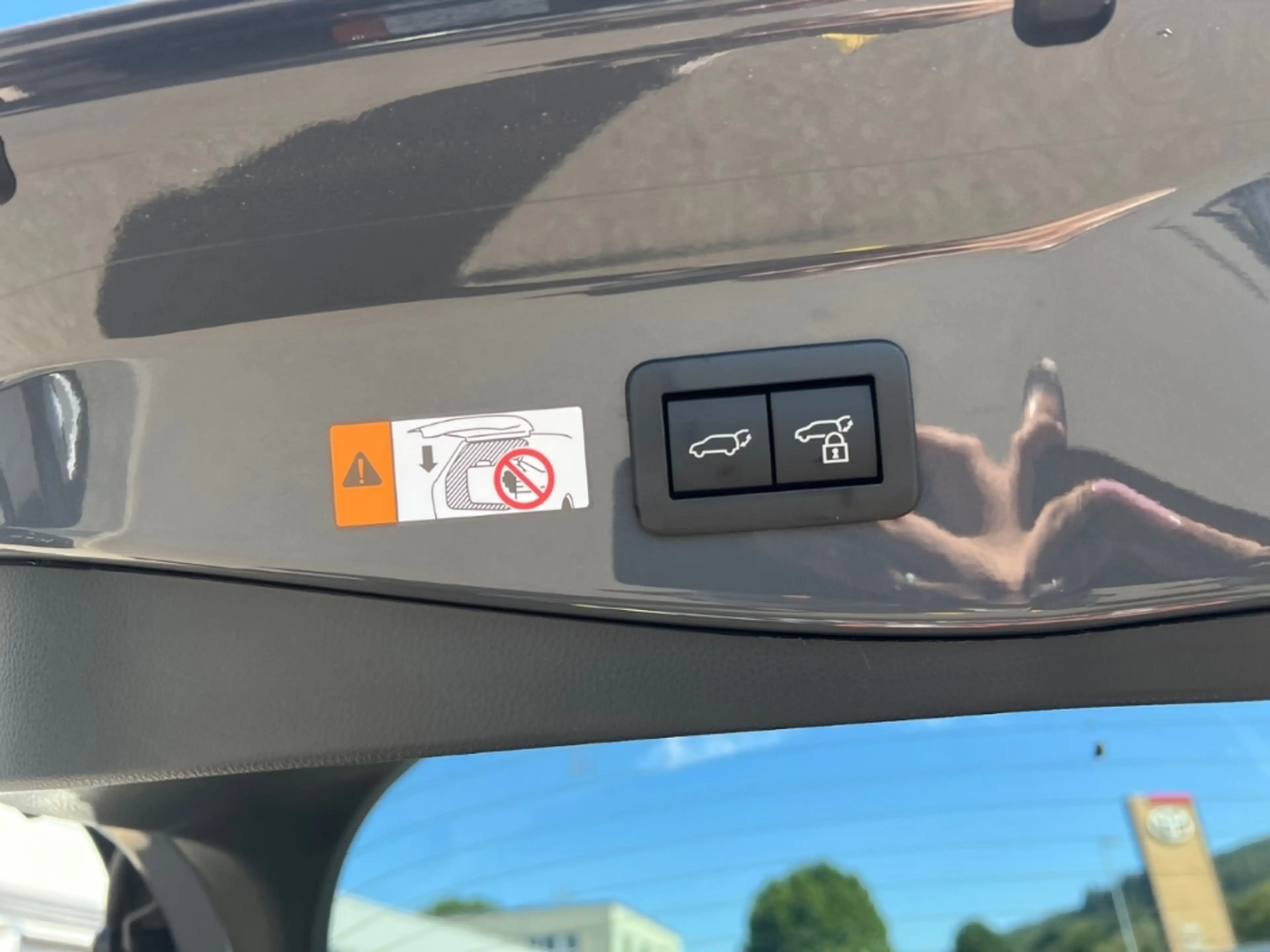 Toyota C-HR Plug-in Hybrid 2,0L GR-Sport 4x2 — photo 10