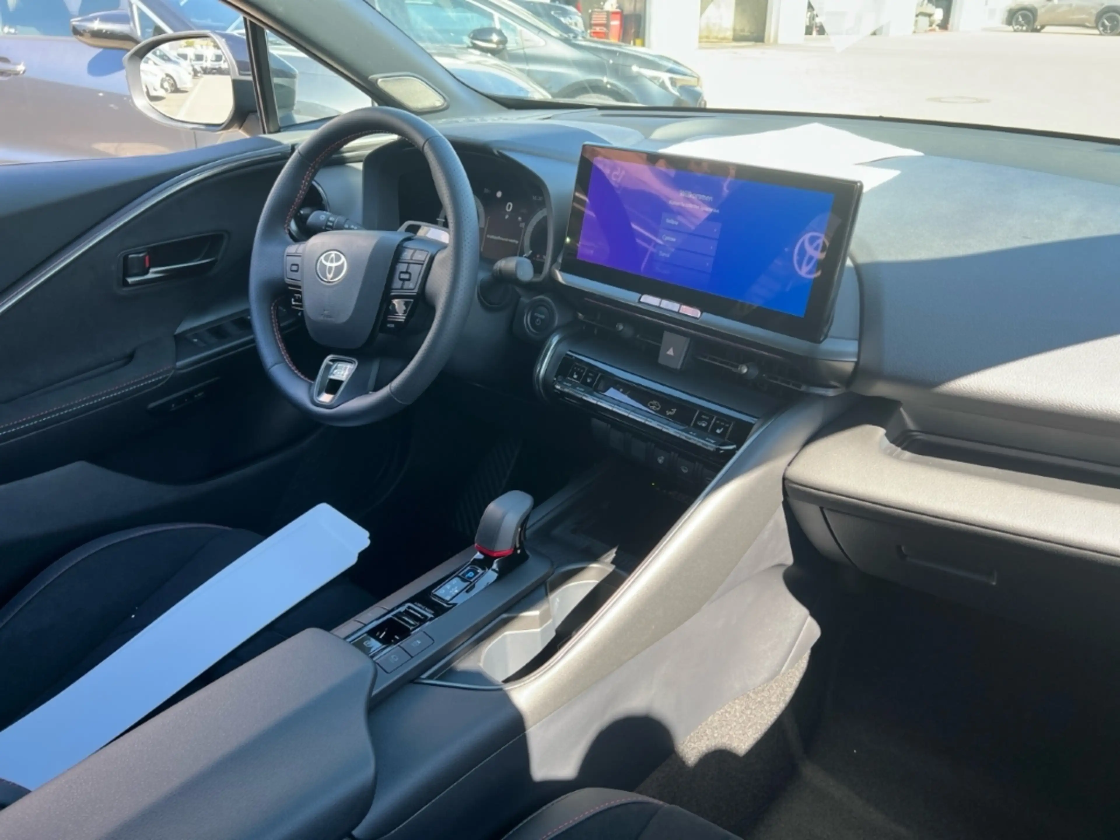 Toyota C-HR Plug-in Hybrid 2,0L GR-Sport 4x2 — photo 20