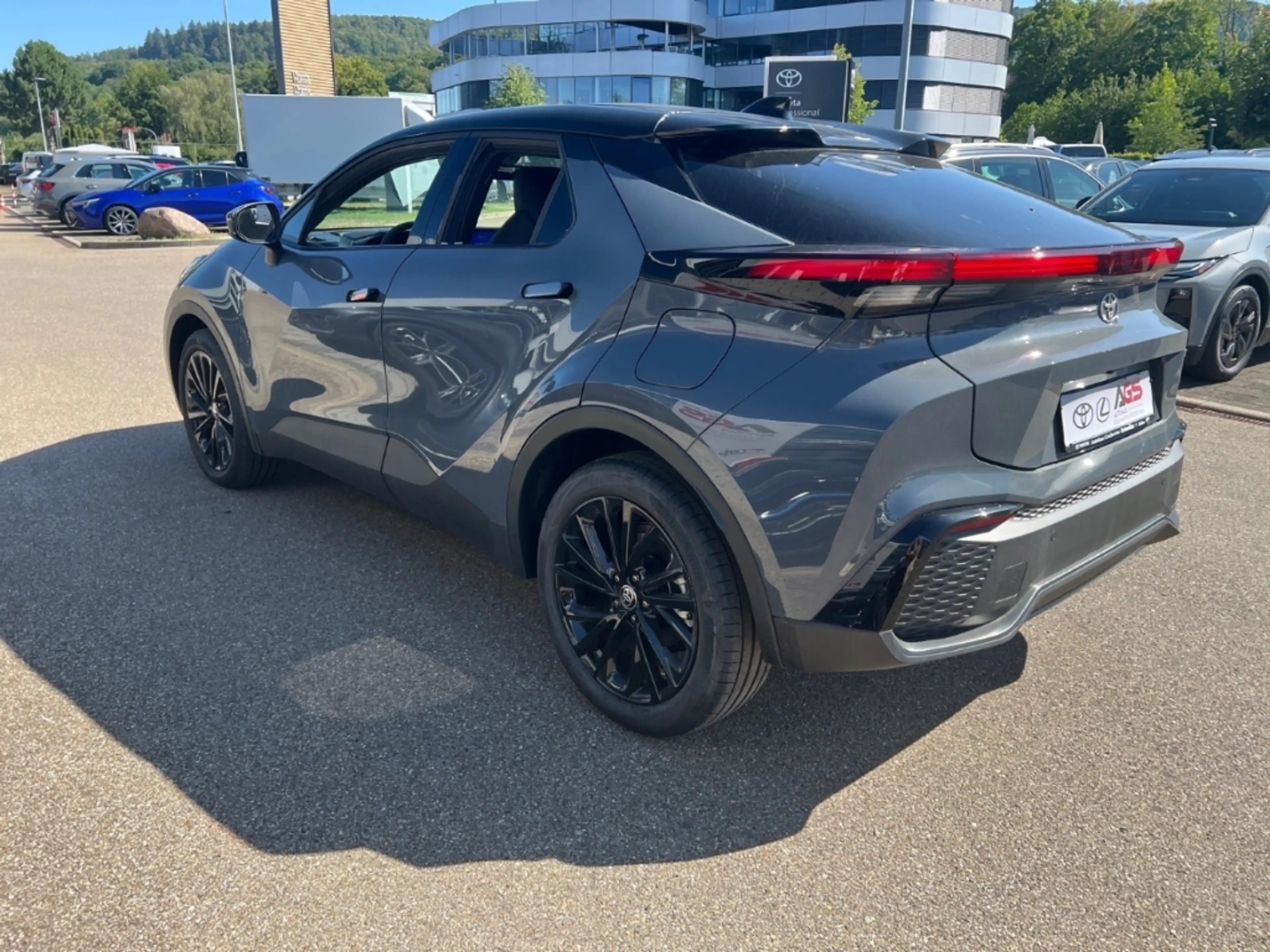 Toyota C-HR Plug-in Hybrid 2,0L GR-Sport 4x2 — photo 5