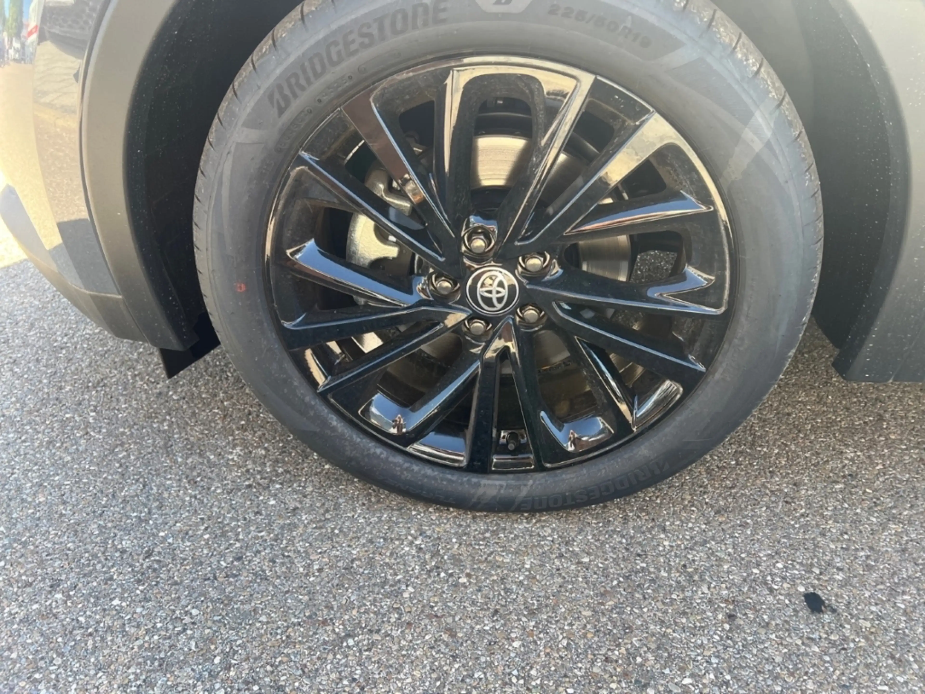 Toyota C-HR Plug-in Hybrid 2,0L GR-Sport 4x2 — photo 8