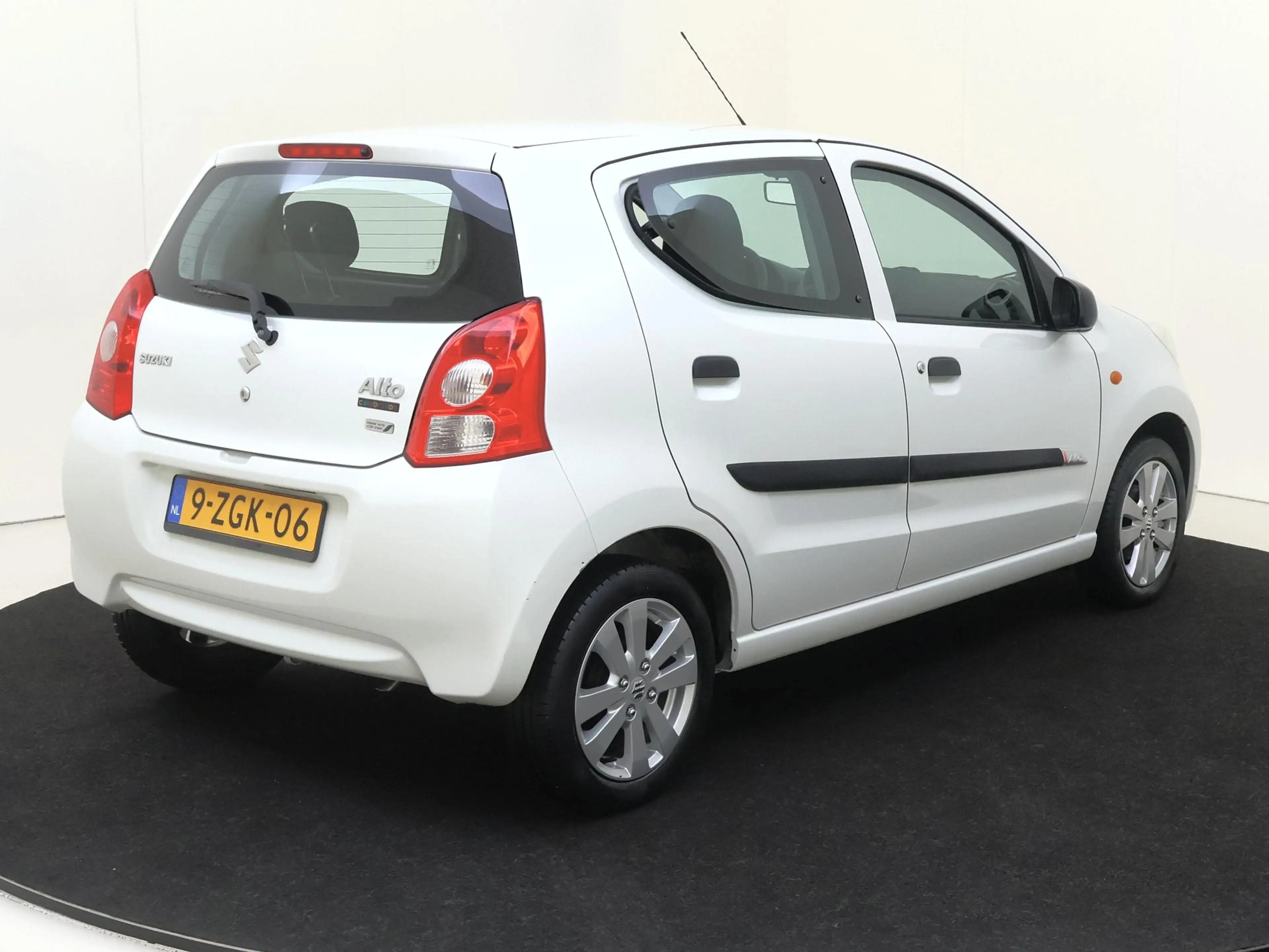 Suzuki Alto 1.0 Celebration EASSS | Aico | Velgen | Eerste eig — photo 4