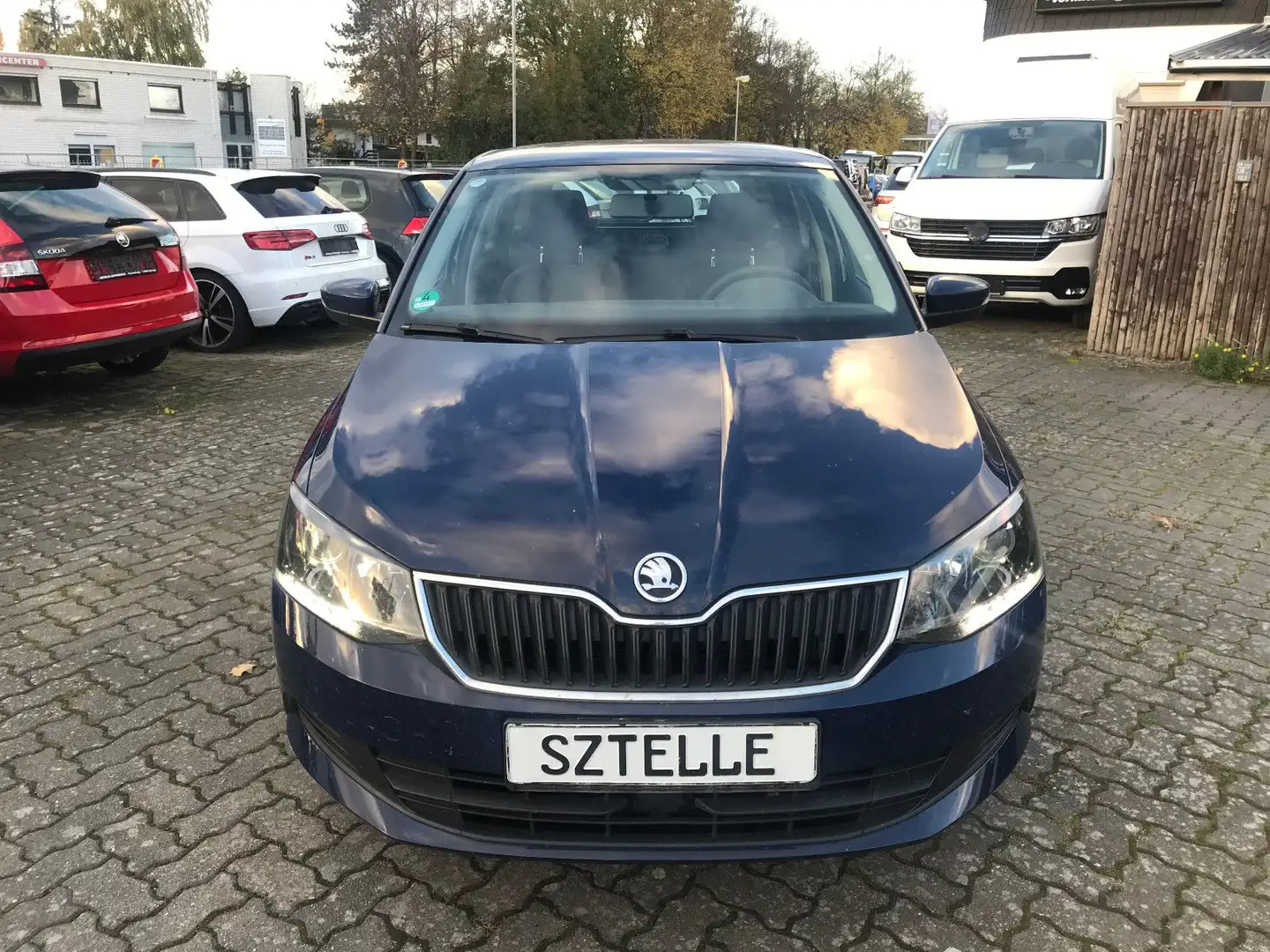 Skoda Fabia 1.0 Combi Ambition Blau - 2
