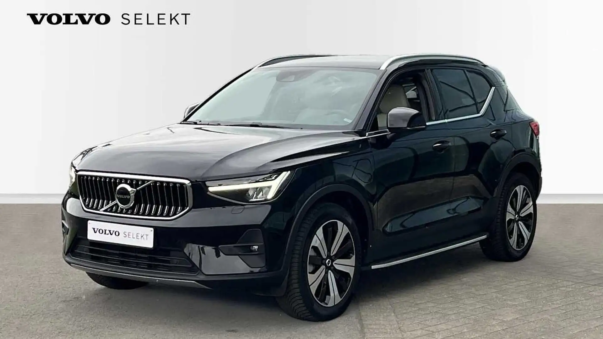 Volvo XC40 Core Bright T4 Hybride | Getinte ramen | Treeplank Zwart - 1