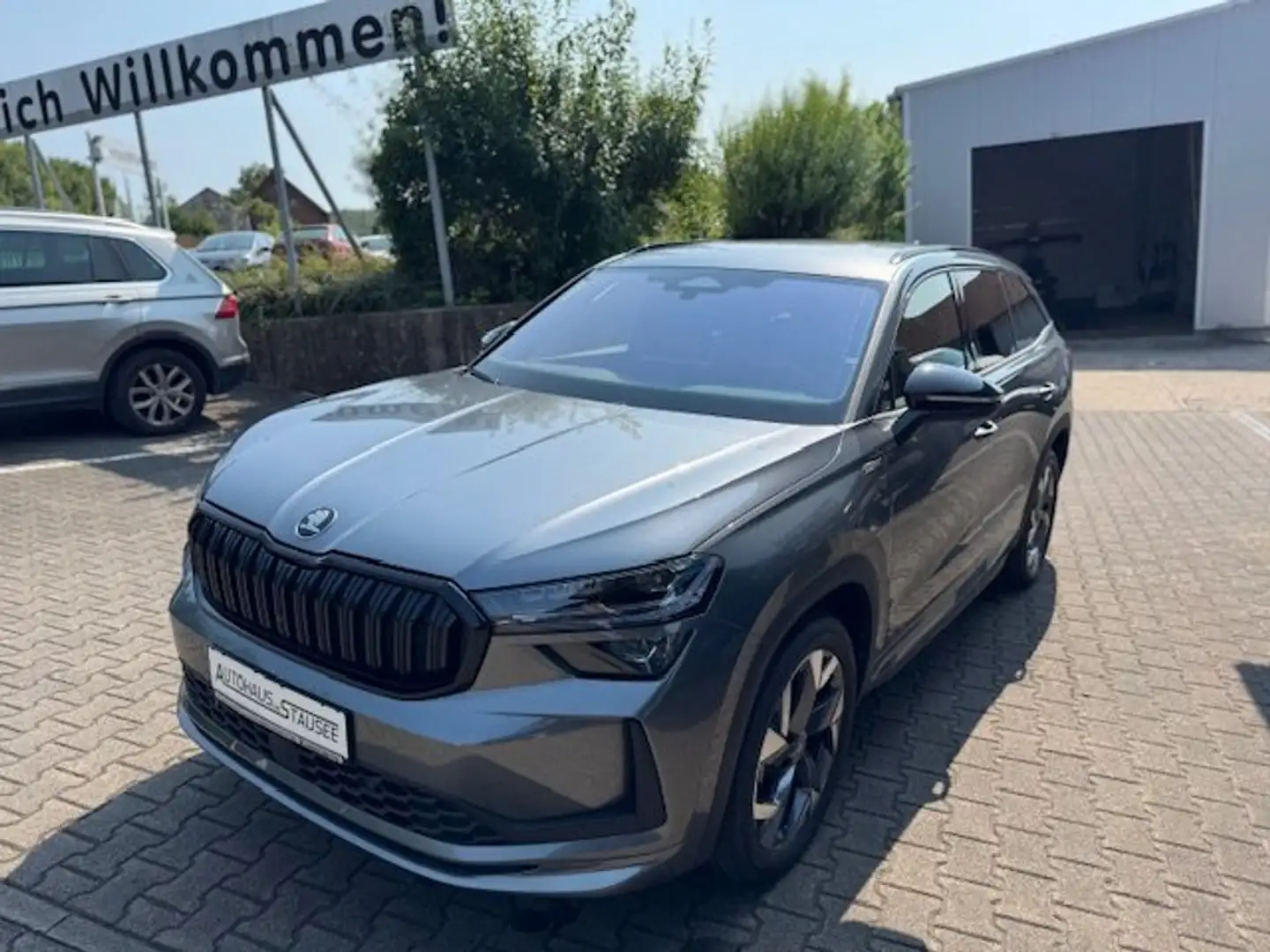 Skoda Kodiaq 2.0TDI DSG Sportline 4X4*Anhängerkupplung*Navi* Gris - 1