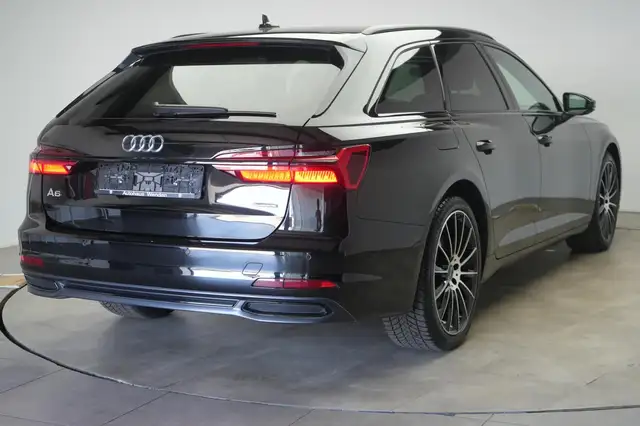 Audi A6 view 6
