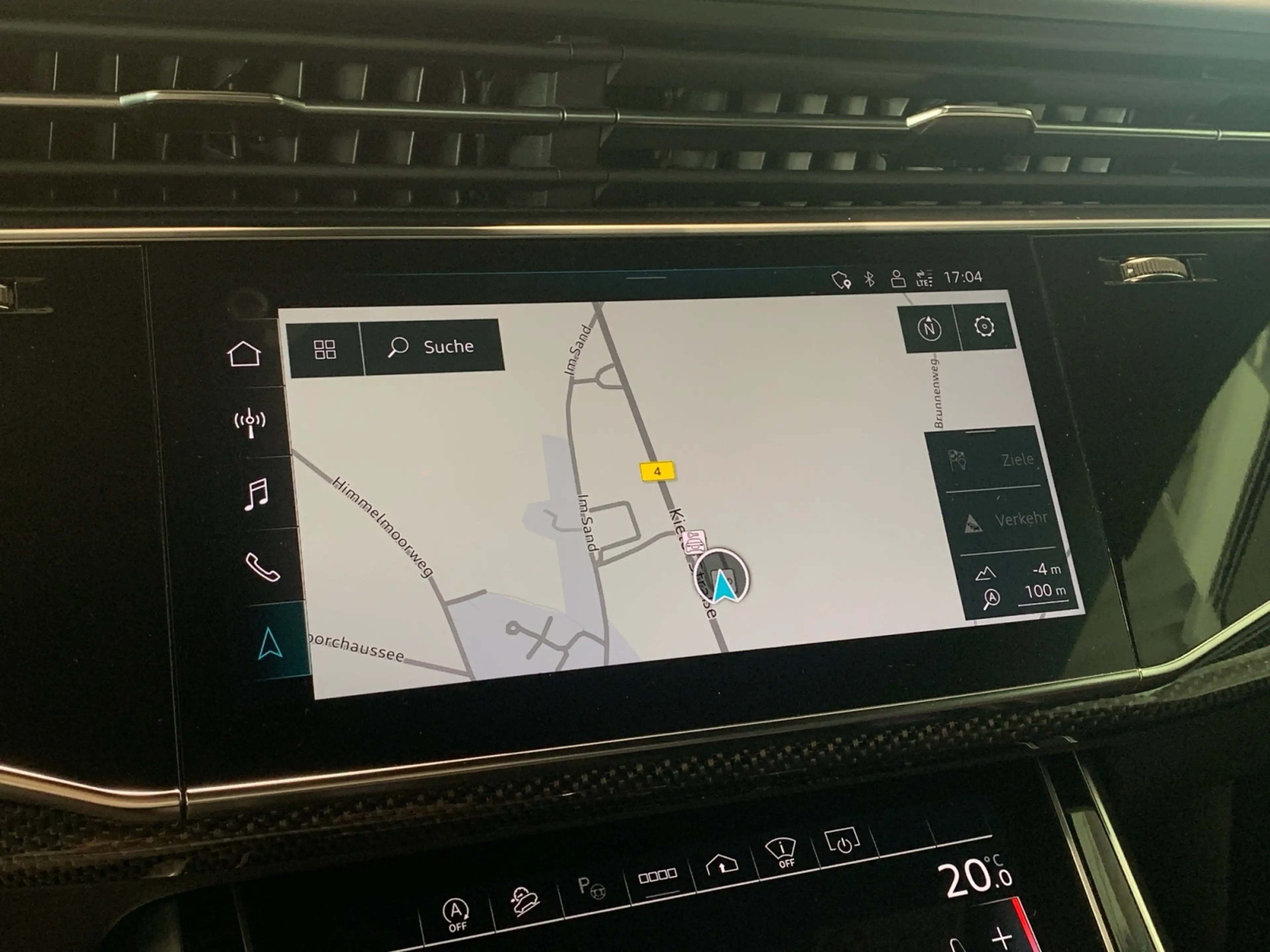 Audi SQ8 TFSI AHK PANO STHZG VALCONA HDMATRIX HARMAN — photo 15