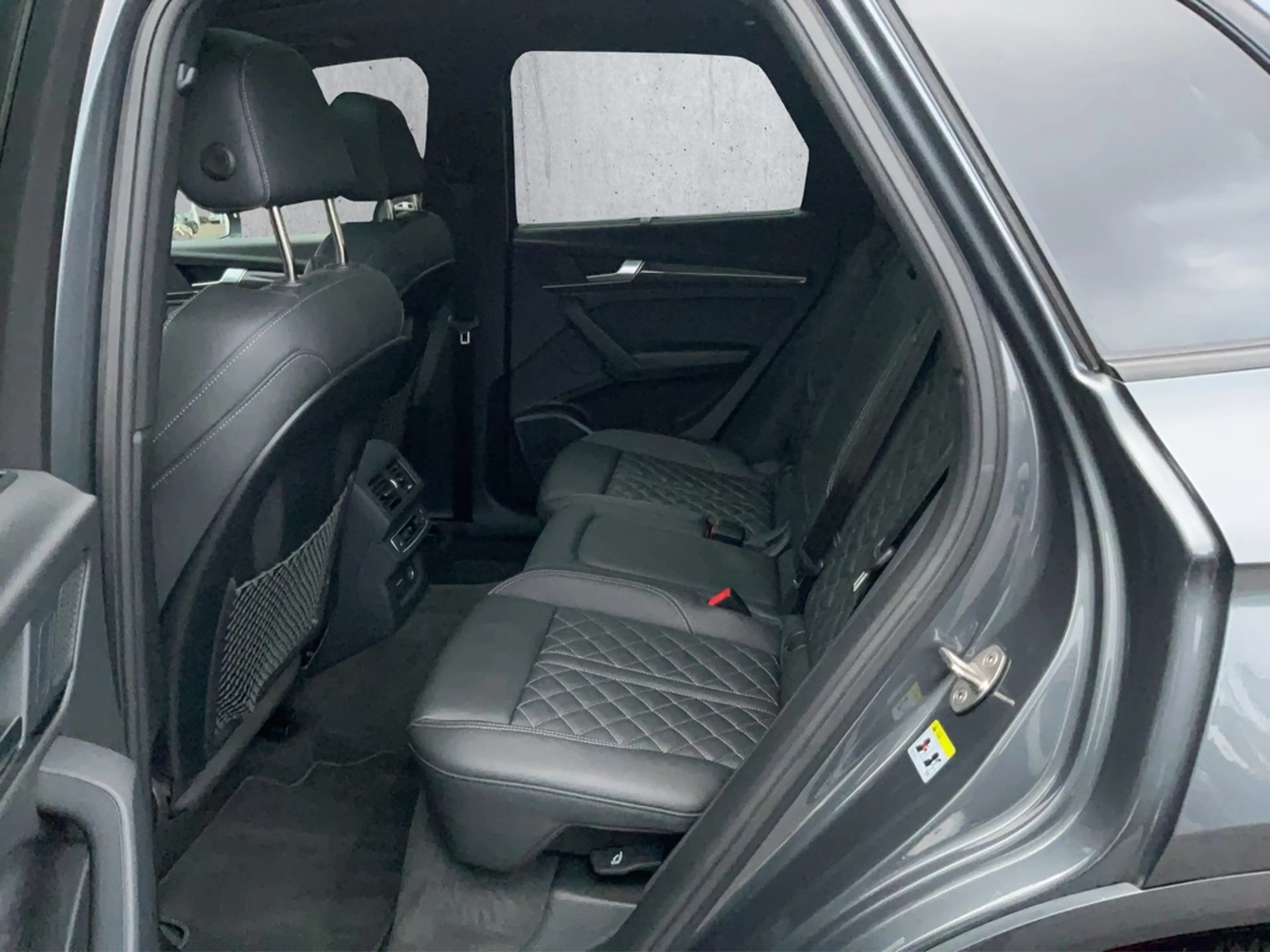 Audi SQ5 3.0 TDI quattro tiptronic — photo 12