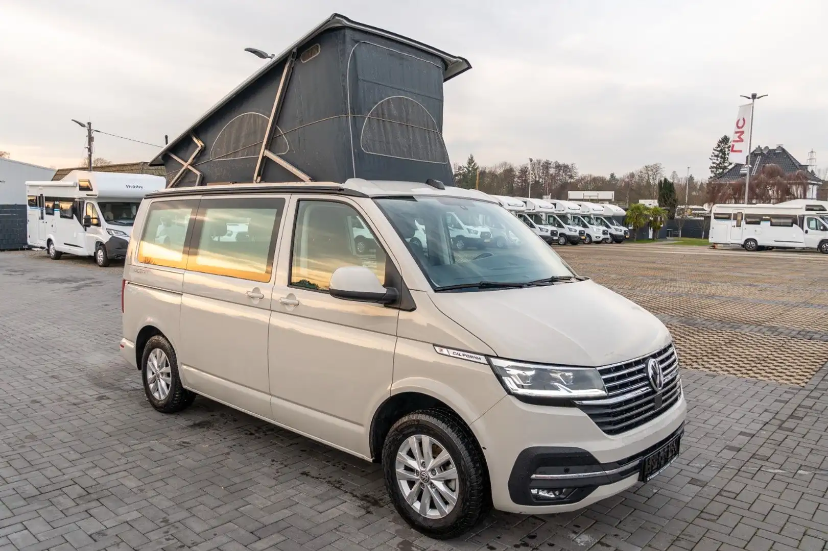 Volkswagen T6 California T6.1 California Ocean *Automatik*150PS*Küche* Gris - 1