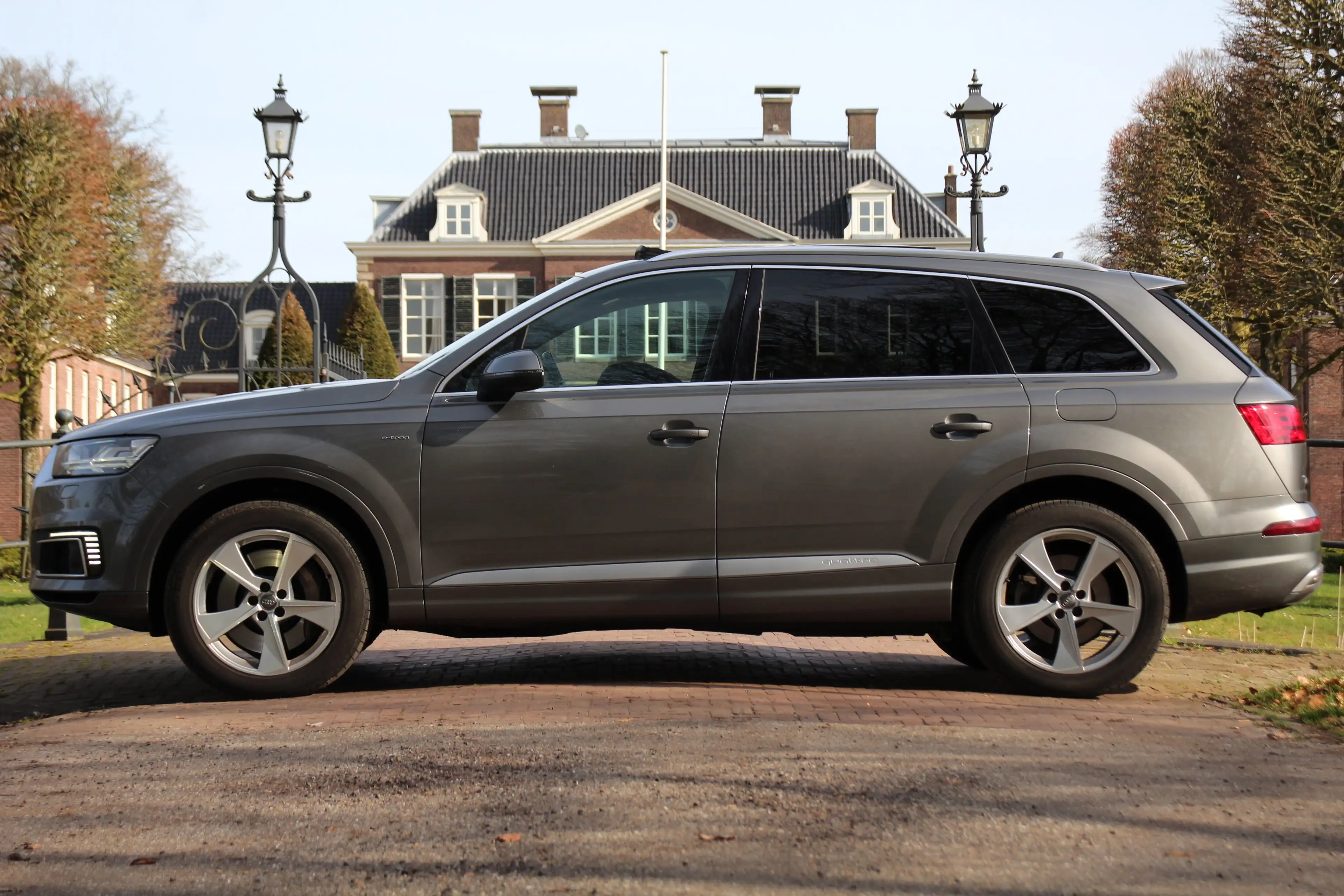 Audi Q7 e-tron 3.0 TDI quattro Sport | PANODAK | NIGHT VISION | E — photo 2