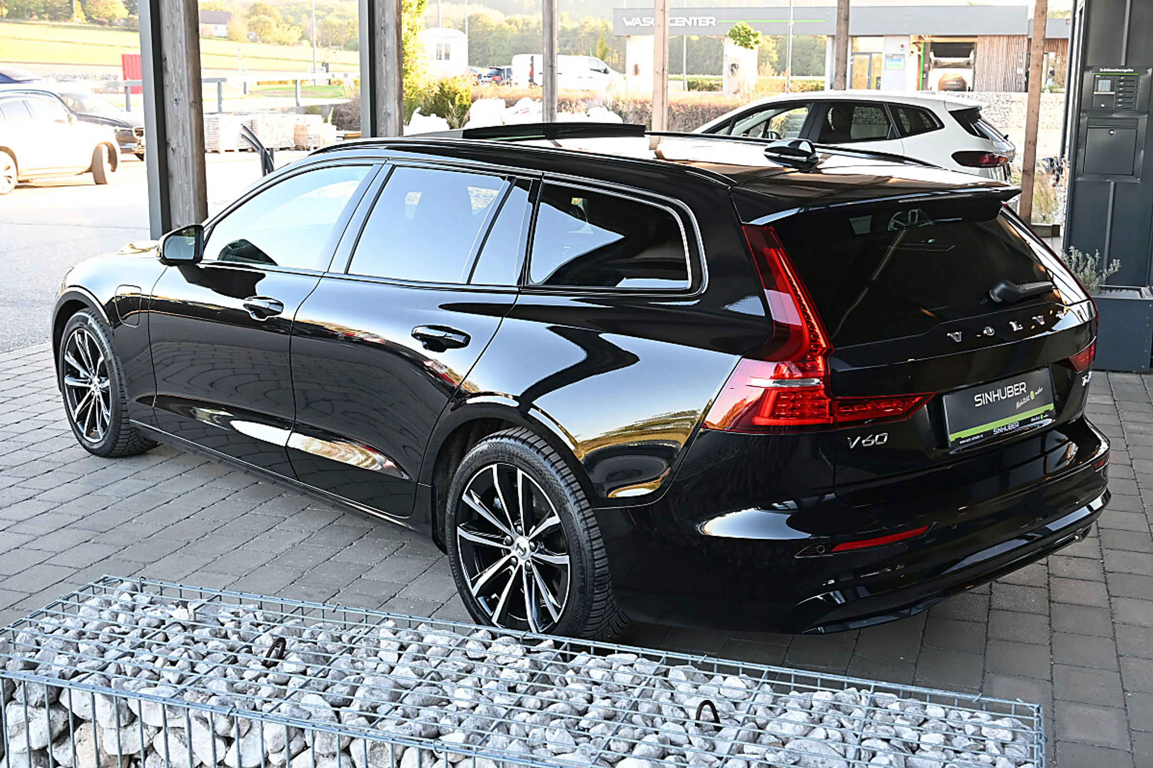 Volvo V60 T6 AWD PHEV Plus Dark Aut. ACC, AHK schwenkbar,... — photo 3