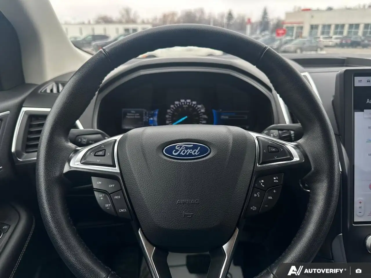 Ford Edge снимка Ford Edge