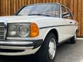 Mercedes-Benz 240 D W123 Spitzenfahrzeug, 2. Hand, nur 68 Tkm!! Violett - thumbnail 11