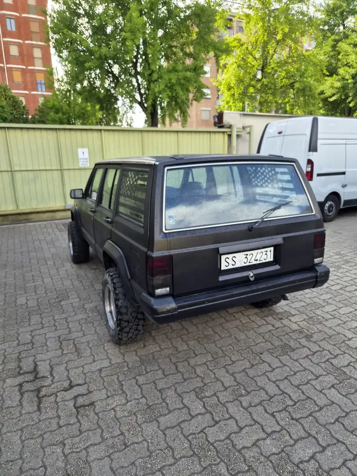 Jeep Cherokee 5p 2.1 td, foto 3