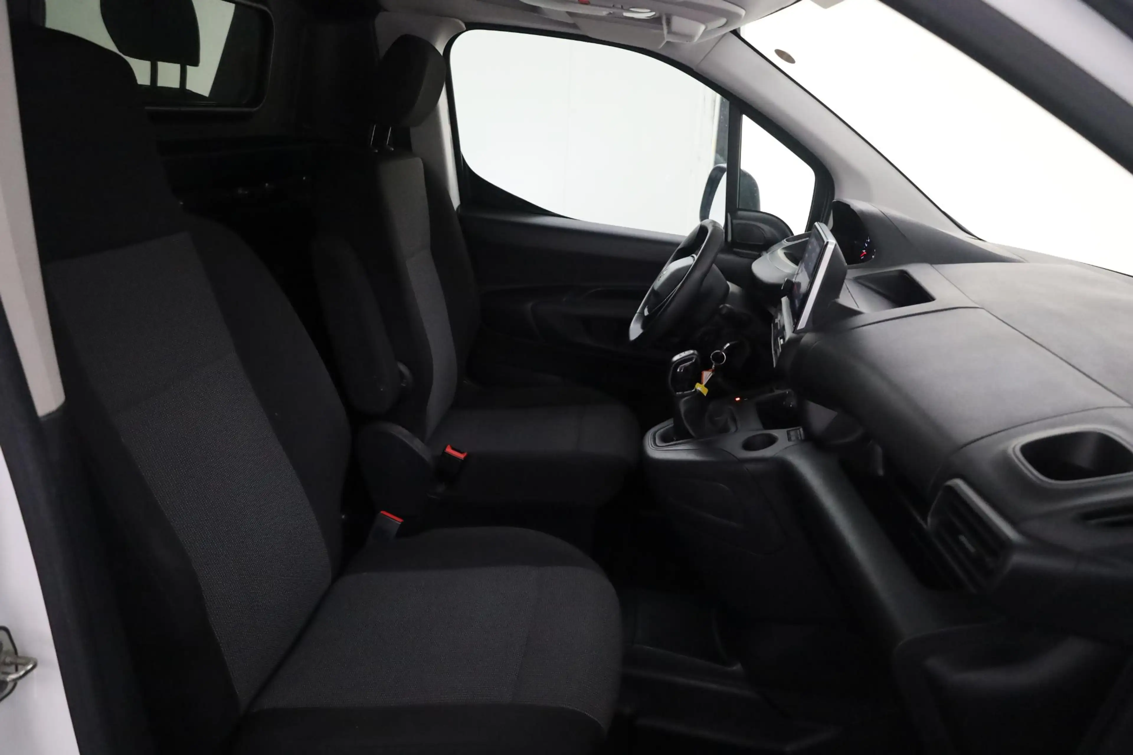 Peugeot Partner 1.5 BlueHDI -Carplay/Airco/PDC- Peugeot Partner — photo 13
