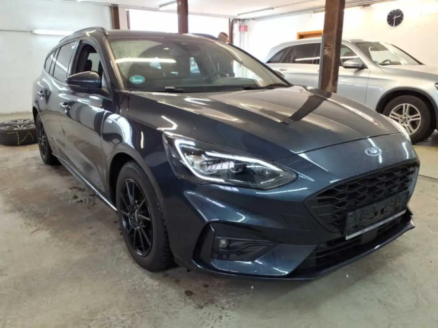 Ford Focus ST-Line X Pano Keyless ACC CarPlay B&O Grau - 1