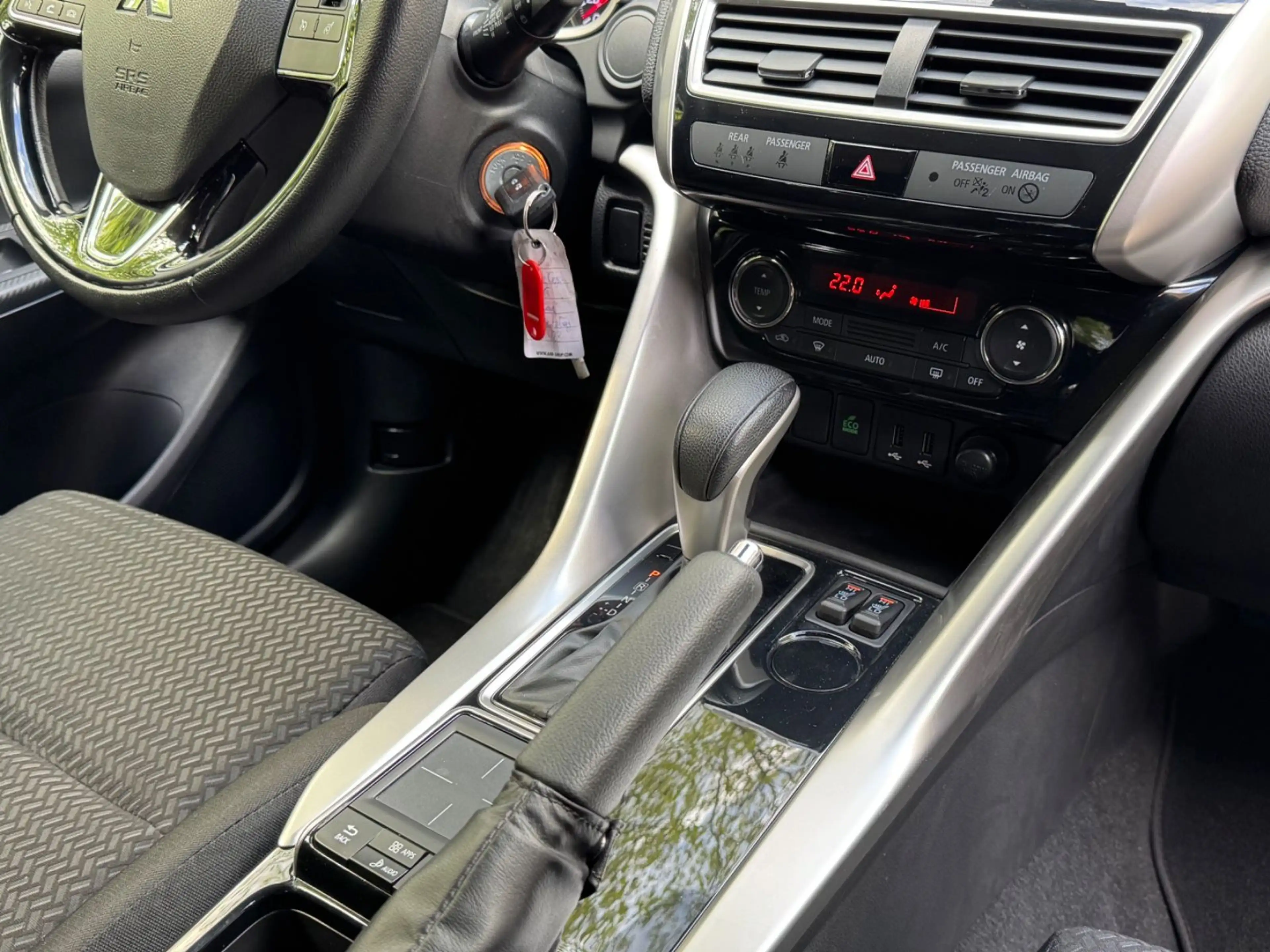 Mitsubishi Eclipse Cross DIAMANT EDITION 2WD/51TKM/1.HAND/G — photo 15