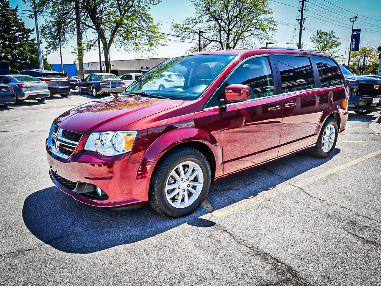 Dodge Grand Caravan снимка Dodge Grand Caravan