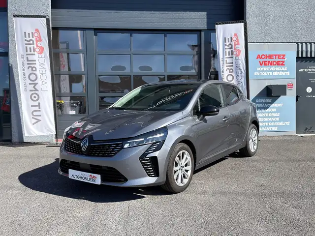 Renault Clio view 3