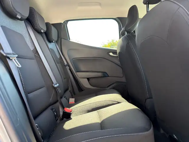 Renault Clio view 10