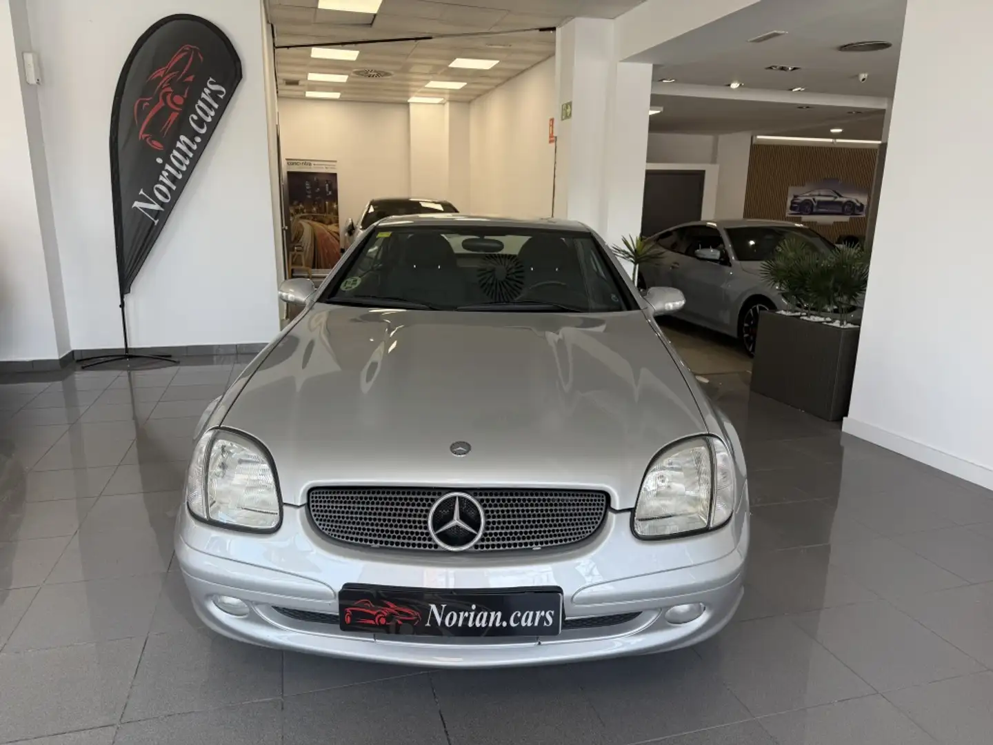 Mercedes-Benz SLK 200 Kompressor Gris - 2