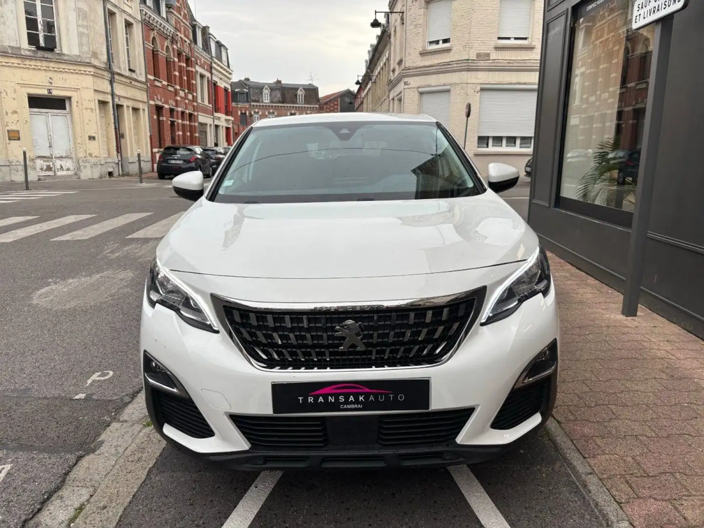 Peugeot 3008 BUSINESS BlueHDi 130ch SS BVM6 Allure Business / CARPLAY / ATTELAGE Blanc - 2