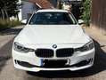BMW 318 BMW 3er-Reihe 318d Touring Kombi Weiß - thumbnail 1