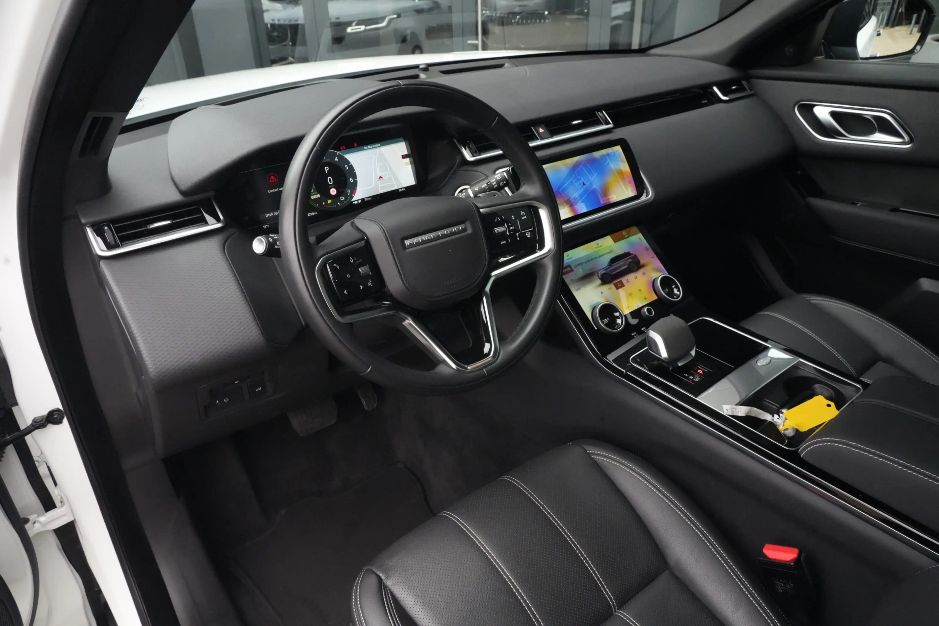 Land Rover Range Rover Velar 2.0 P400e AWD Dynamic SE | PHEV | 404 PK | Pano | — photo 13