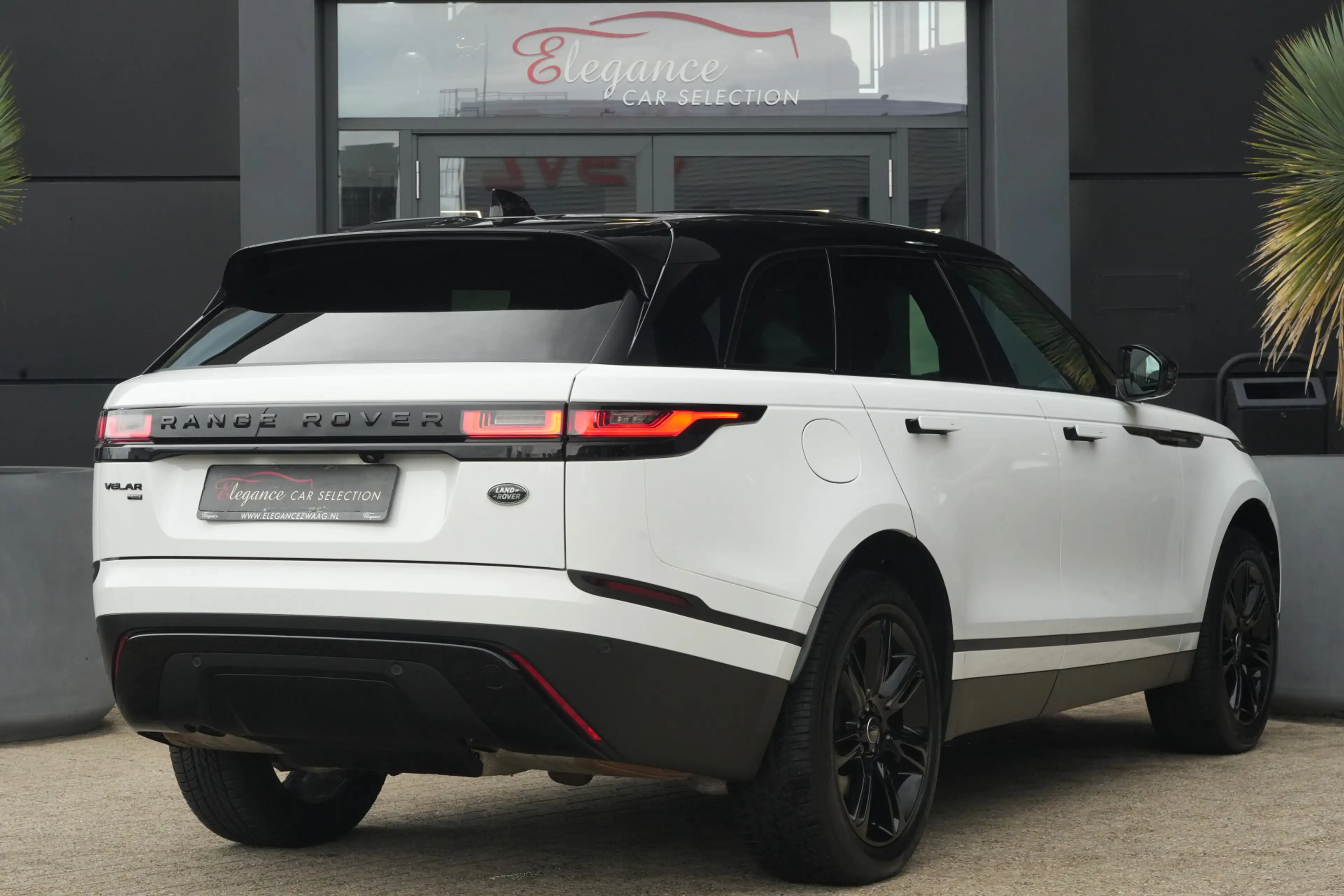 Land Rover Range Rover Velar 2.0 P400e AWD Dynamic SE | PHEV | 404 PK | Pano | — photo 2