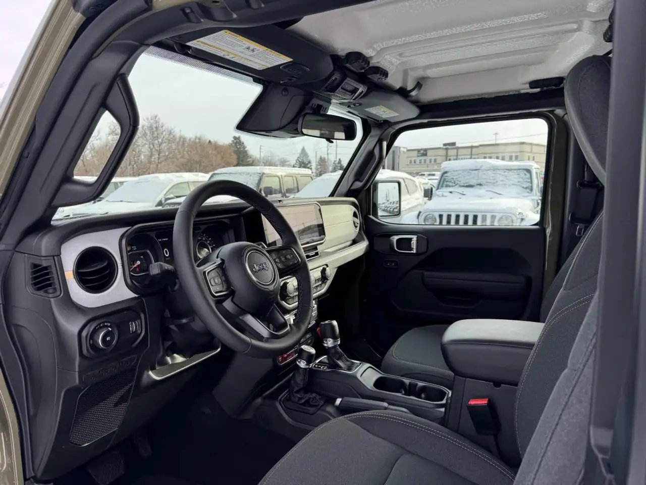 Jeep Wrangler снимка Jeep Wrangler