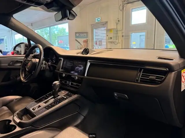 Porsche Macan view 9