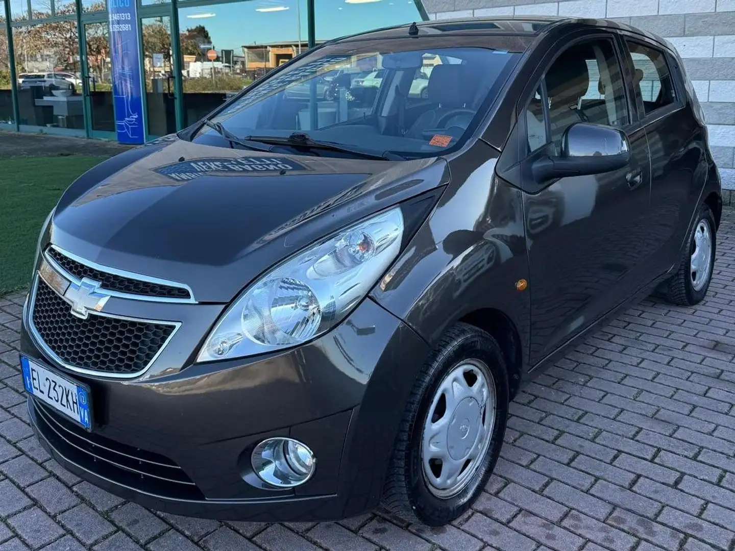 Chevrolet Spark Spark 1.0 GPL Eco Logic Pink Lady Special Edition Bruin - 2