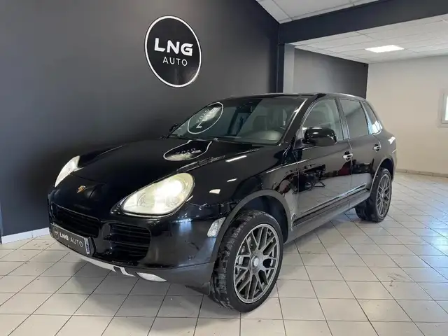 Porsche Cayenne S (955) 4.5 V8 340ch