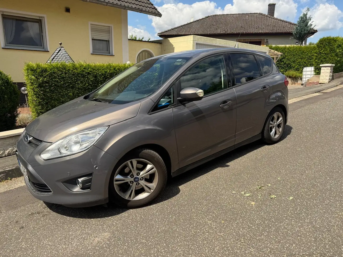 Ford C-Max C-Max Champion 2013 5D 1.0L 12 - 2