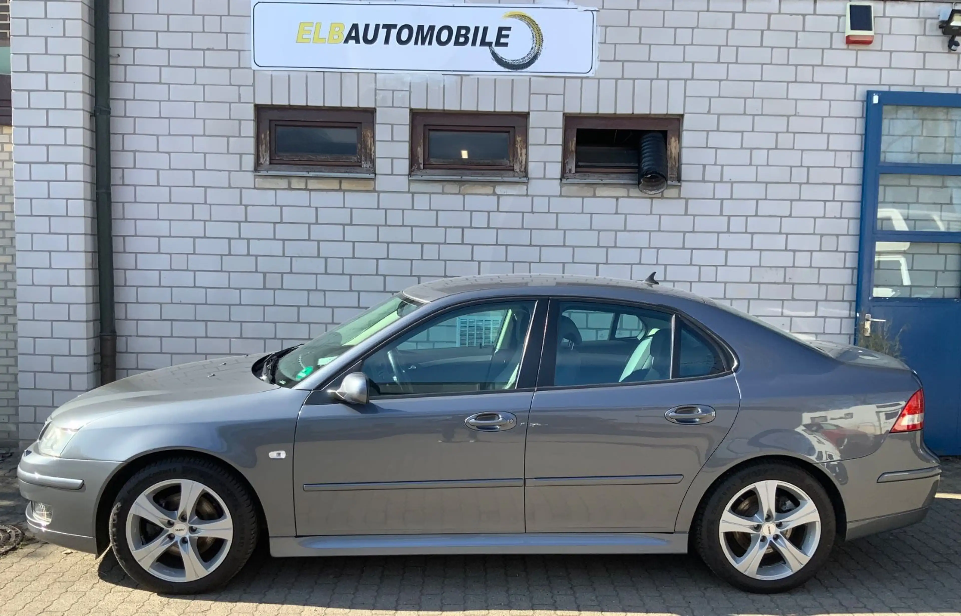 Saab 9-3 Lim. 2.0 T Vector Hirsch 1.Hand & Scheckheft — photo 6