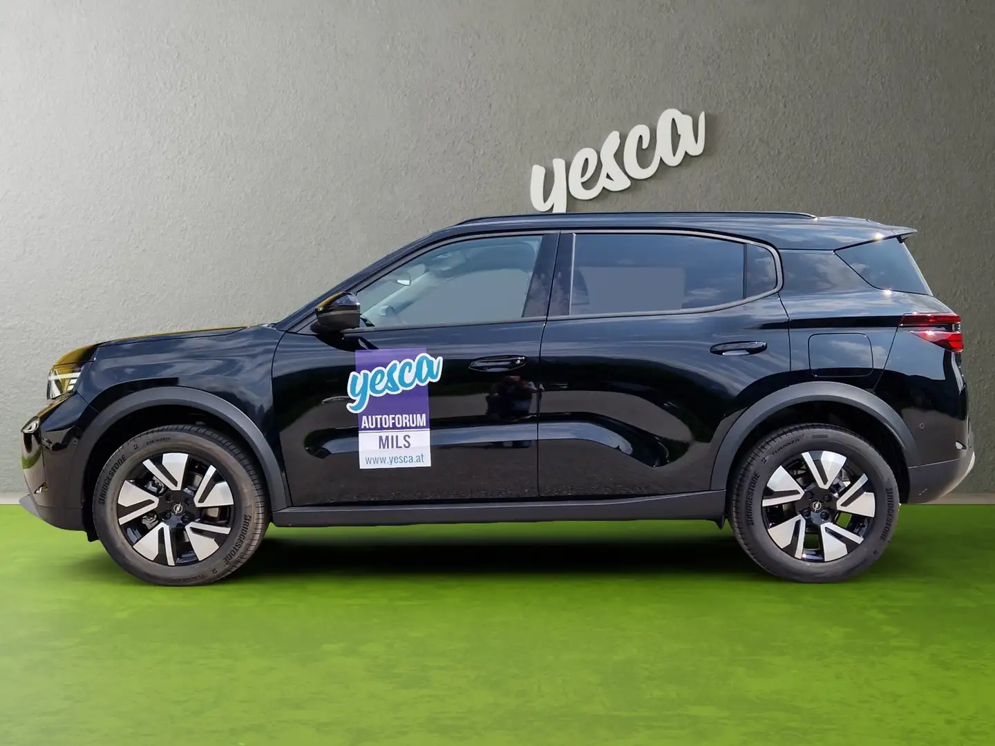 Opel Frontera 1.2 DI MHEV GS Aut. Zwart - 2