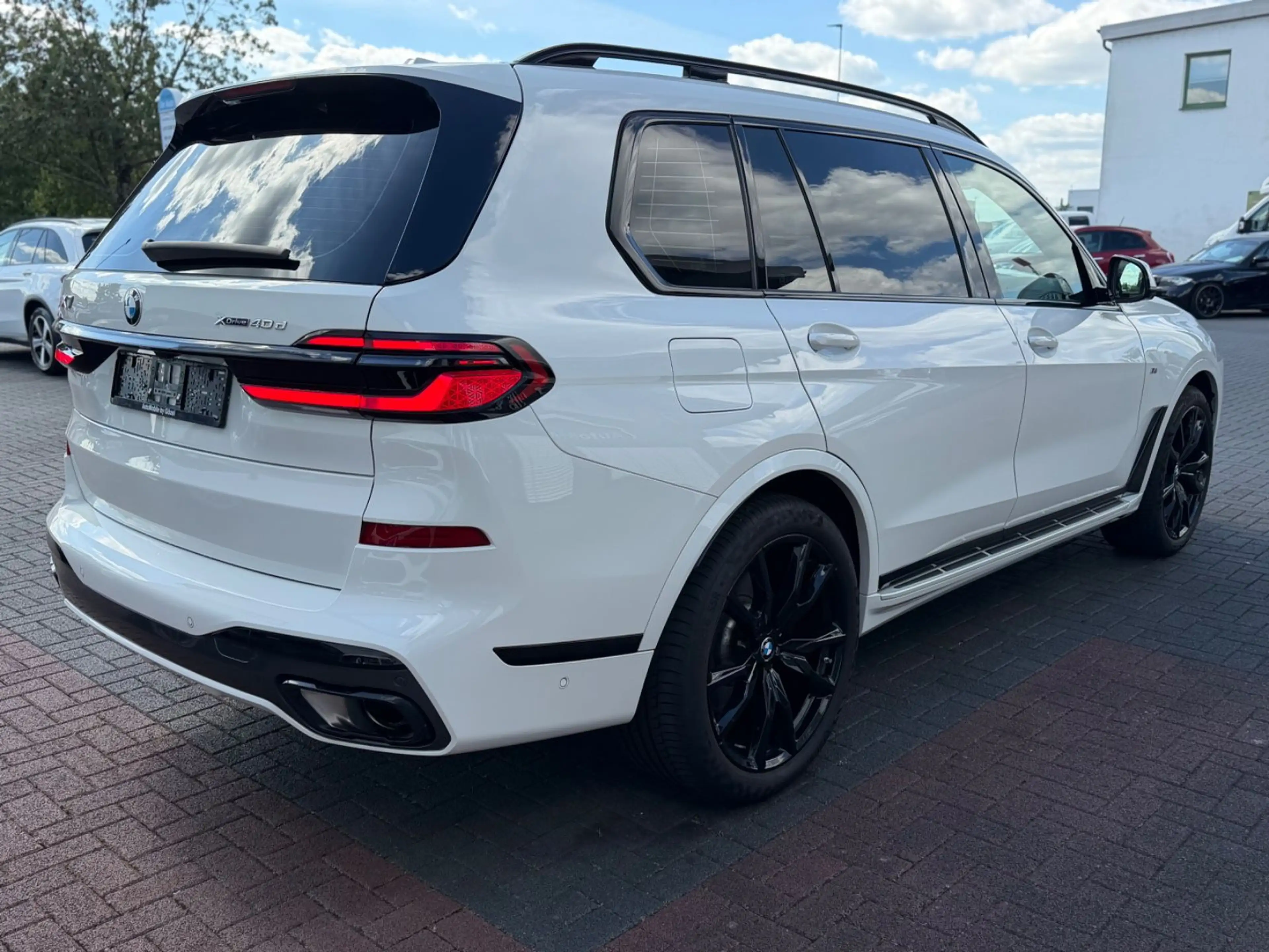 BMW X7 xDrive 40 d M Sport *1.Hand *Sky *Pano *7Sitz — photo 5