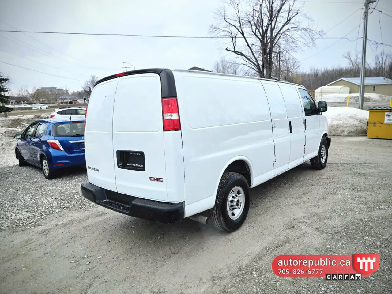 GMC Savana снимка GMC Savana