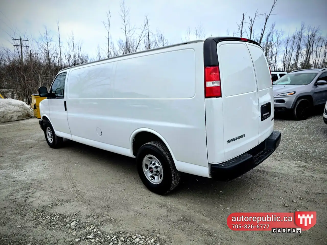 GMC Savana снимка GMC Savana