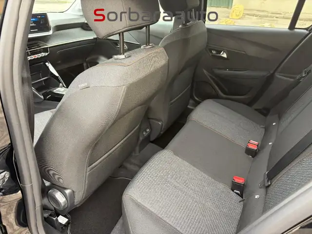 Peugeot 208 view 7