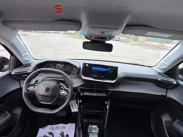 Peugeot 208 view 10