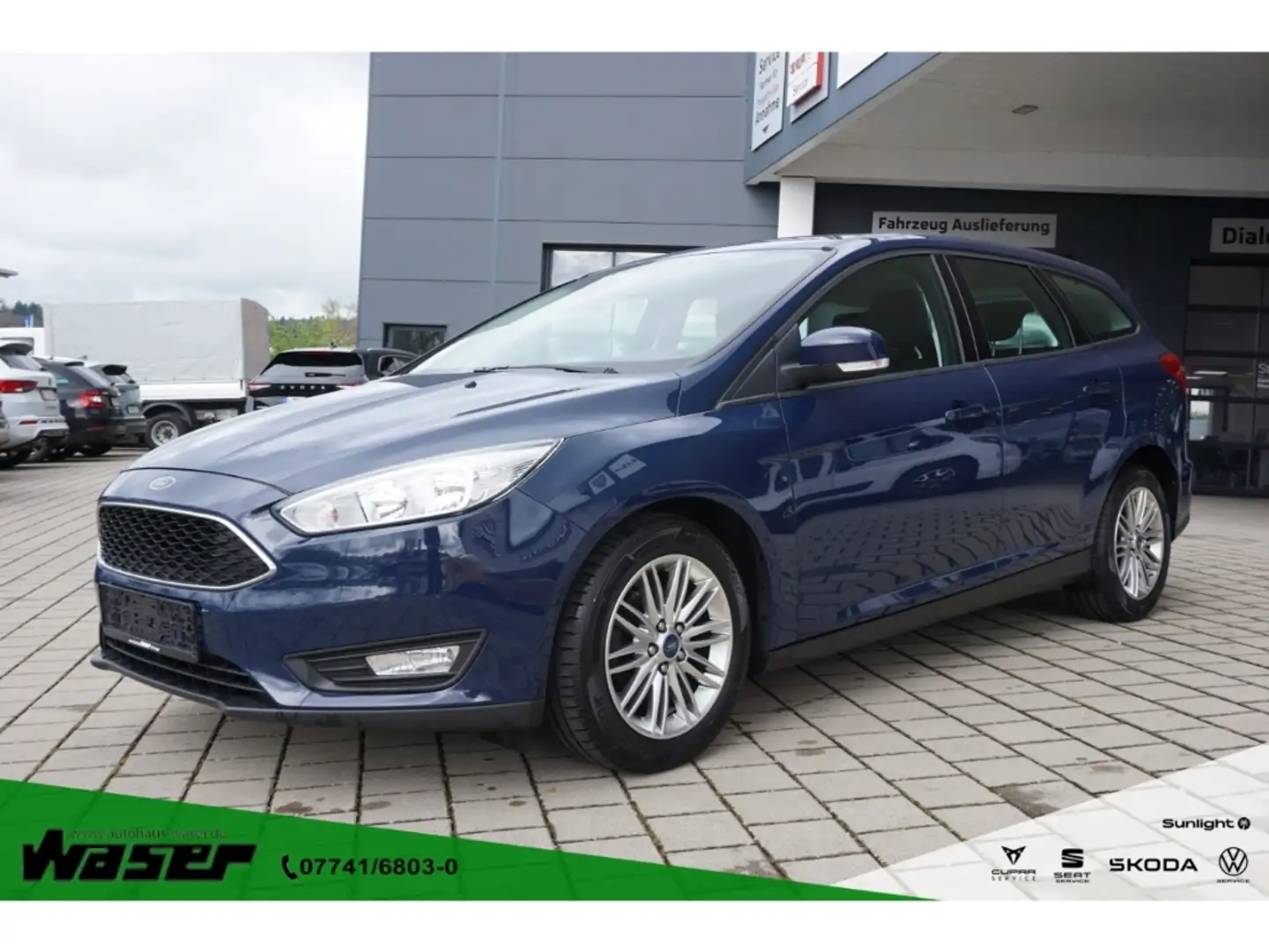 Ford Focus Turnier 1.5 TDCi Business Navi BC PDC 16''LM BT Te Blau - 1