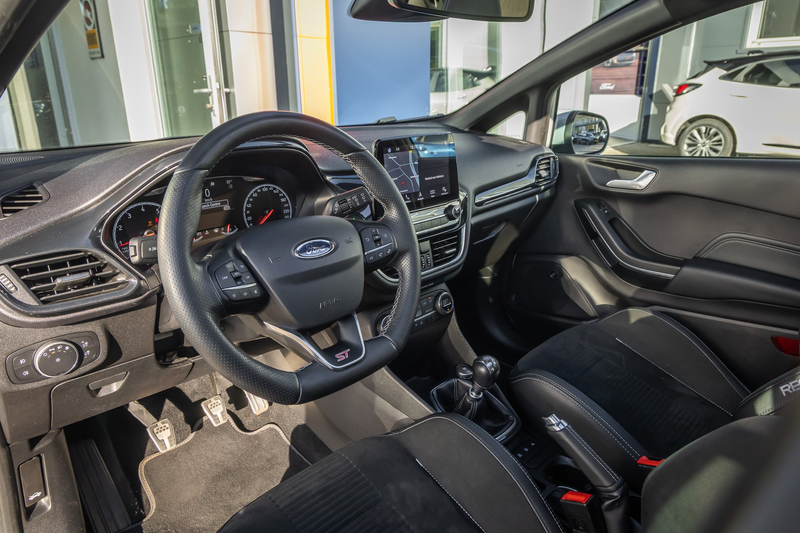 Ford Fiesta 1.5 EcoBoost ST-3 | Pano | Recaro stoelen | B&O au — photo 2