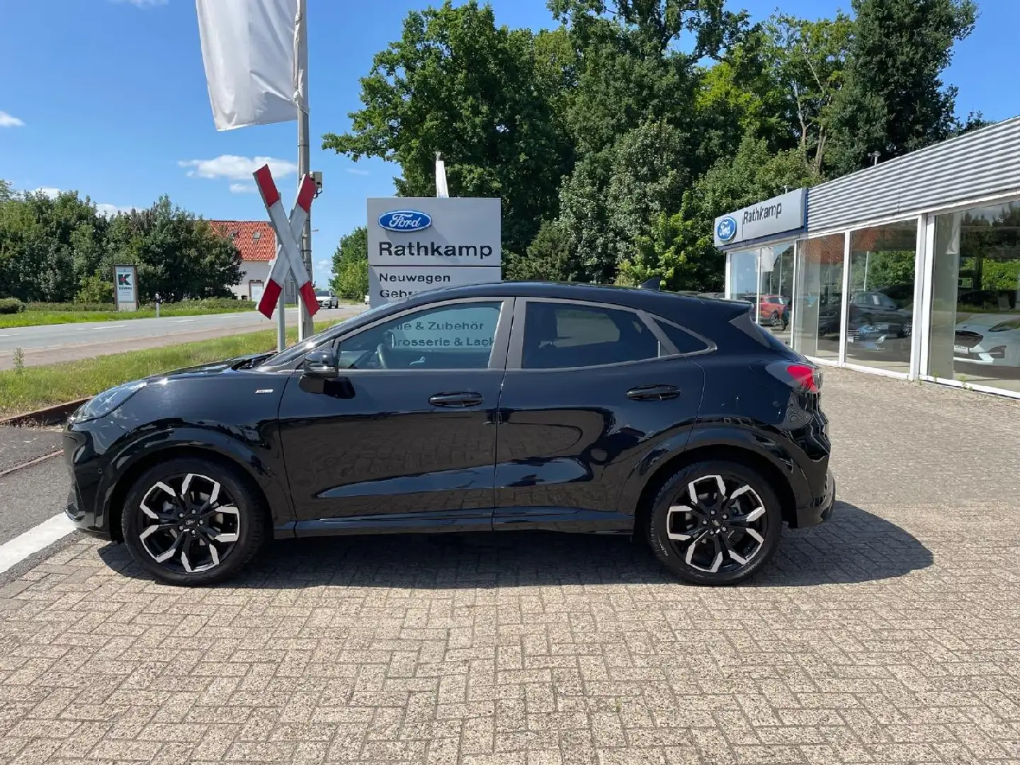 Ford Puma Hybrid ST-Line X Schwarz - 2