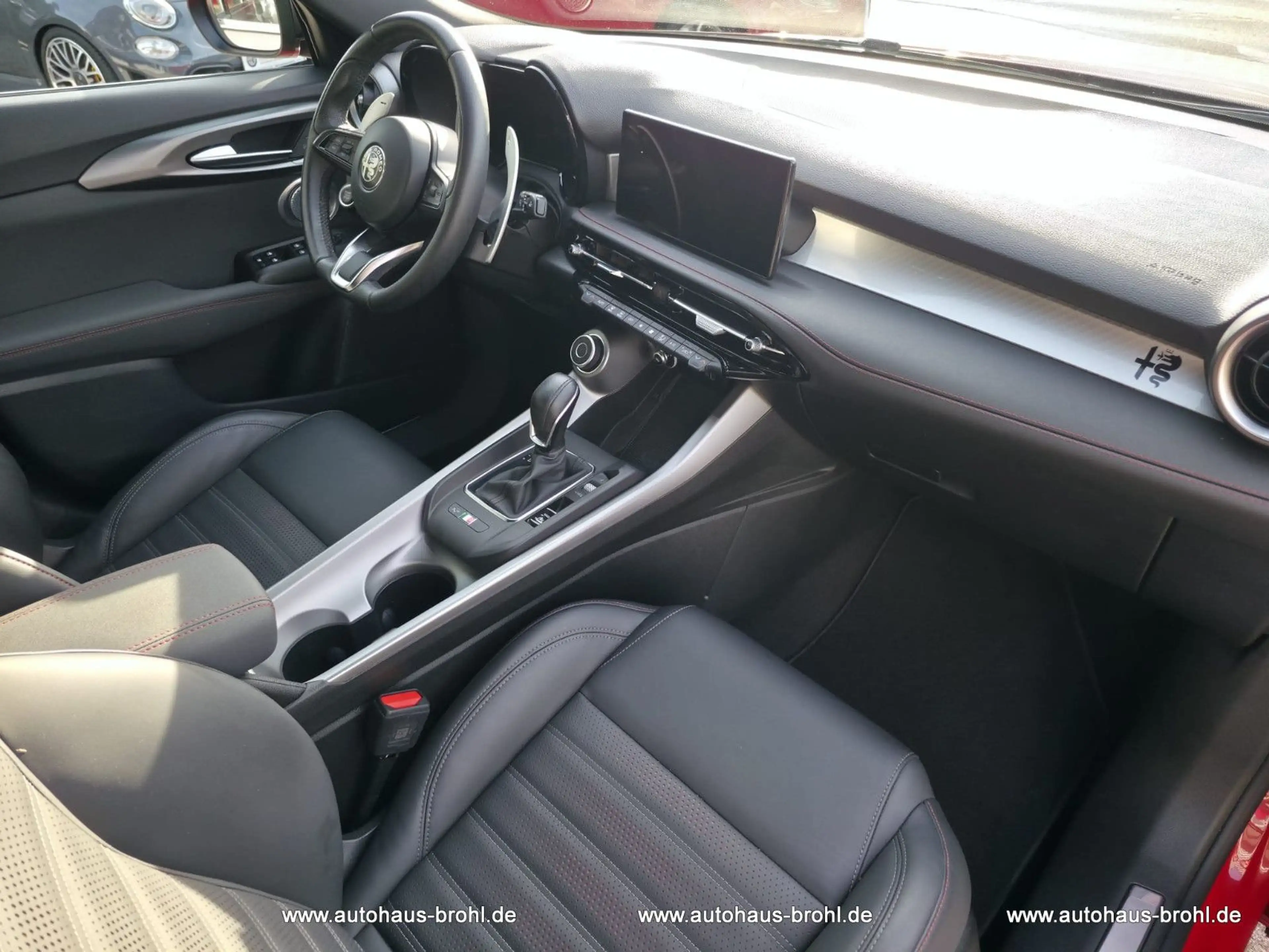 Alfa Romeo Tonale Tributo Italiano — photo 11