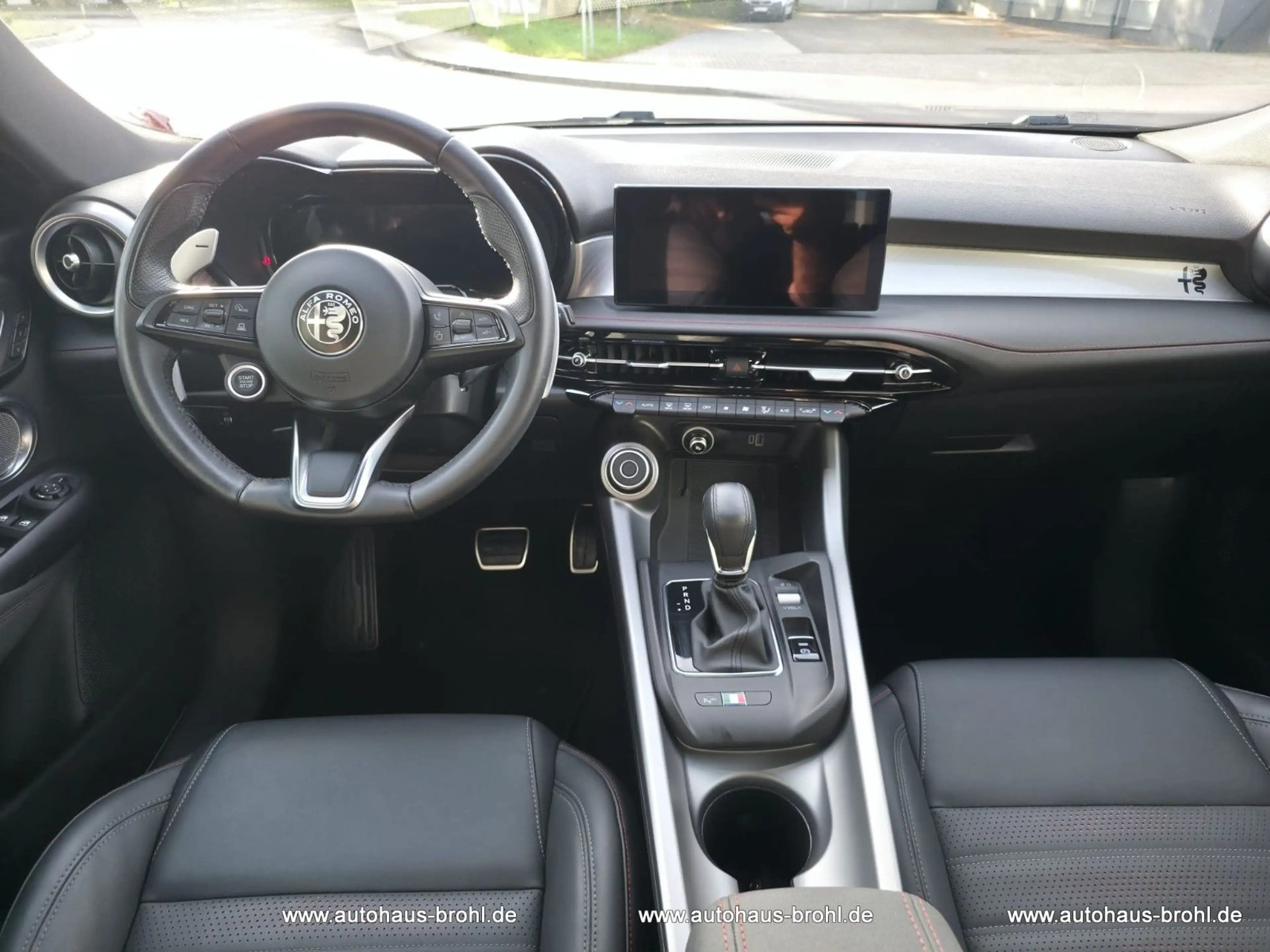 Alfa Romeo Tonale Tributo Italiano — photo 8