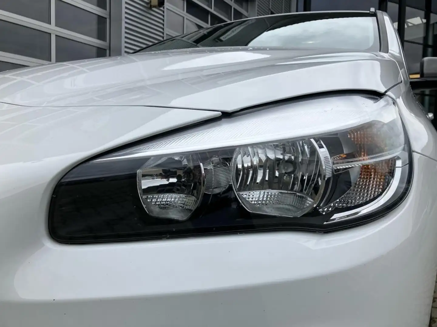 BMW 218 i Gran Tourer Sport AHK NAVI SHZ PDC 7-Si Blanc - 2