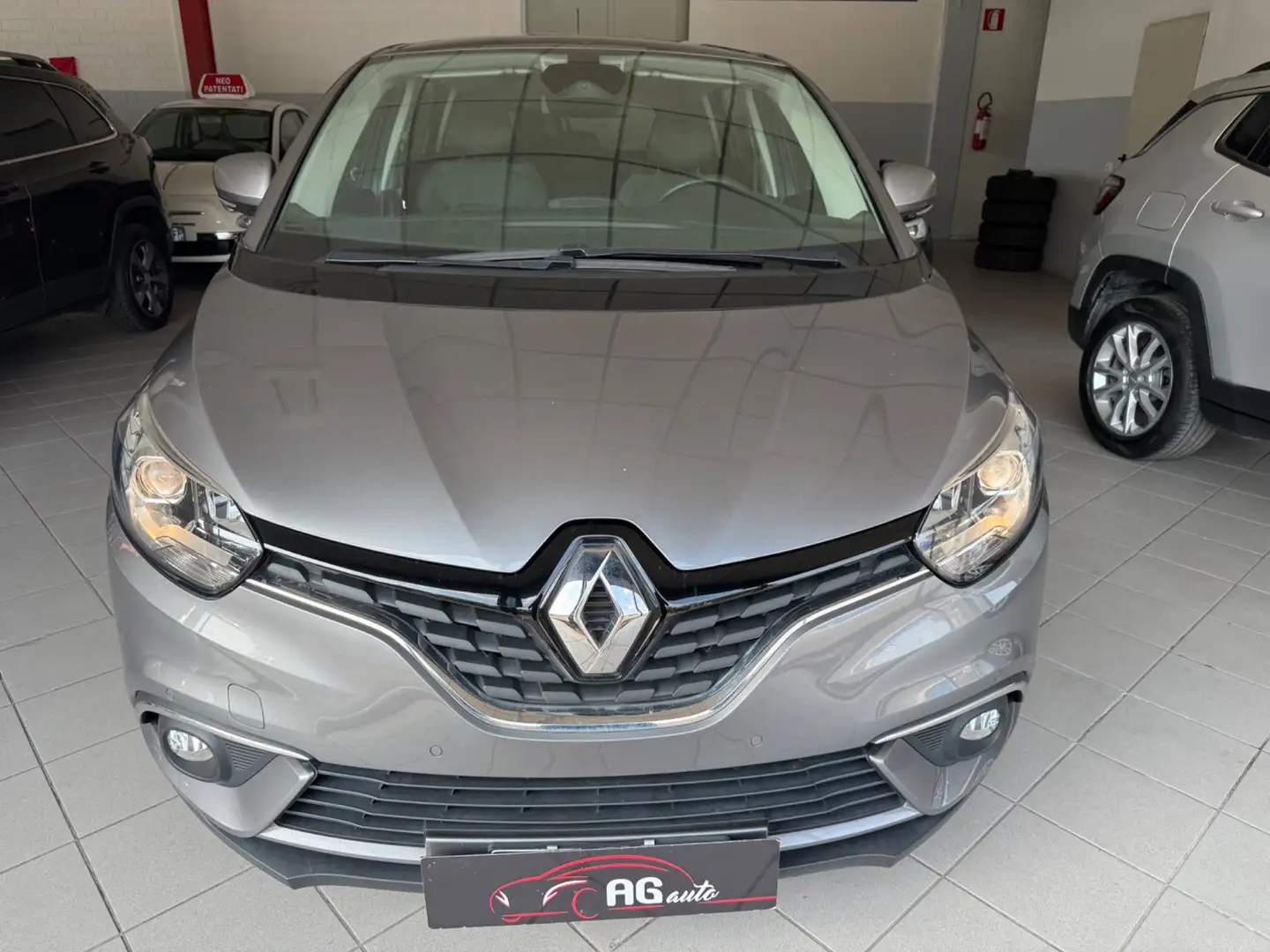 Renault Grand Scenic Blue dCi 120 CV Sport Edition Grigio - 2