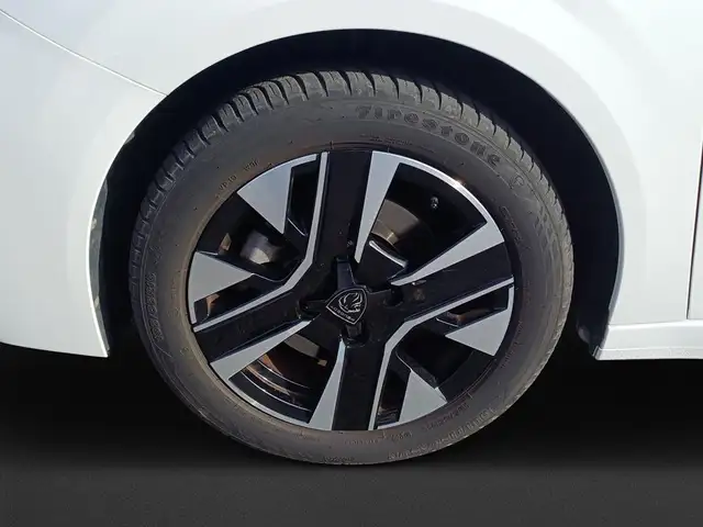 Peugeot 208 view 8