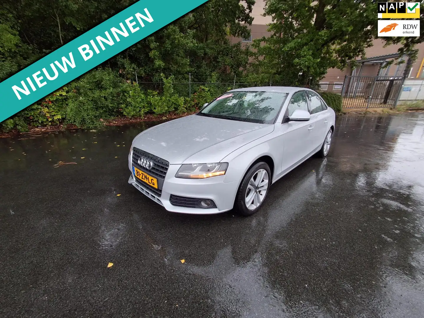 Audi A4 Limousine 1.8 TFSI Pro Line Business LEUKE AUTO RI Grijs - 1