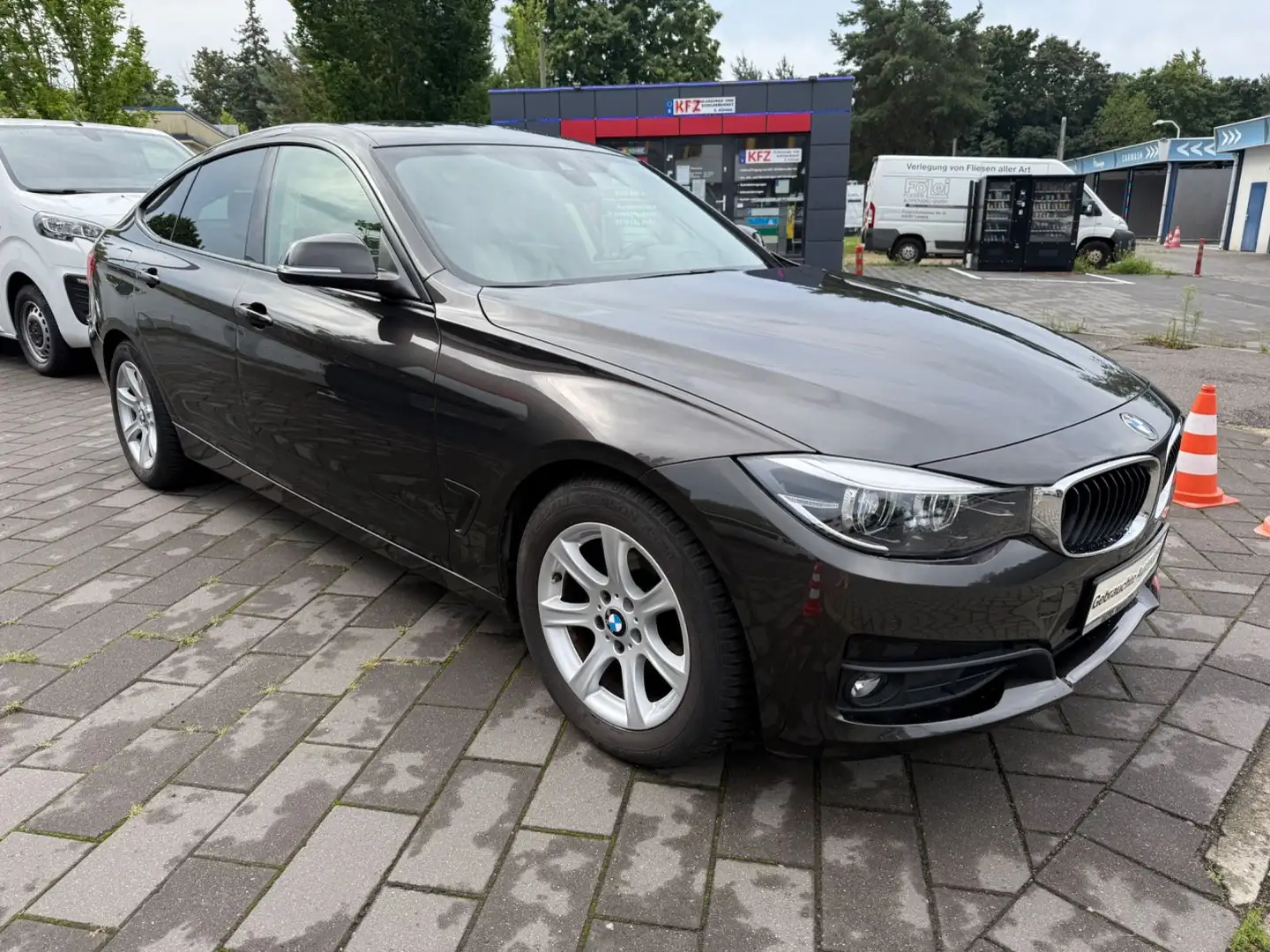 BMW 320 Automatik,Navi,LED,Leder, Braun - 2